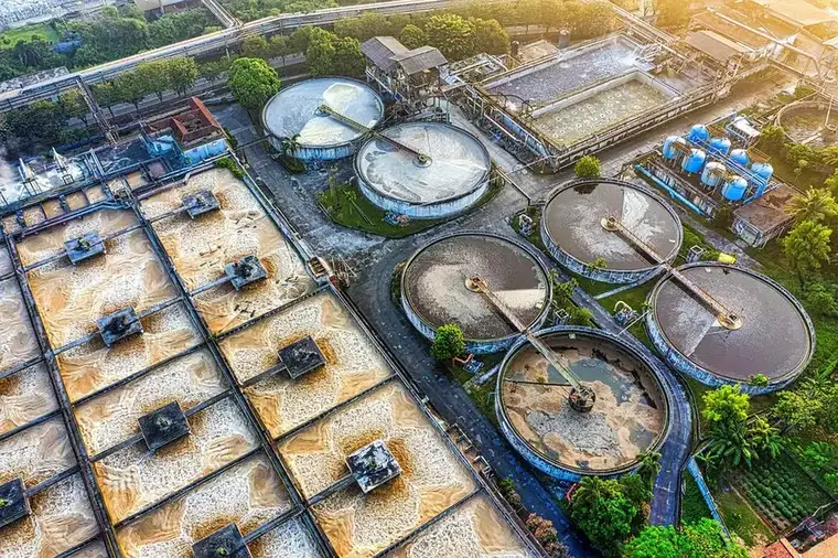 Water treatment plant from Pixabay